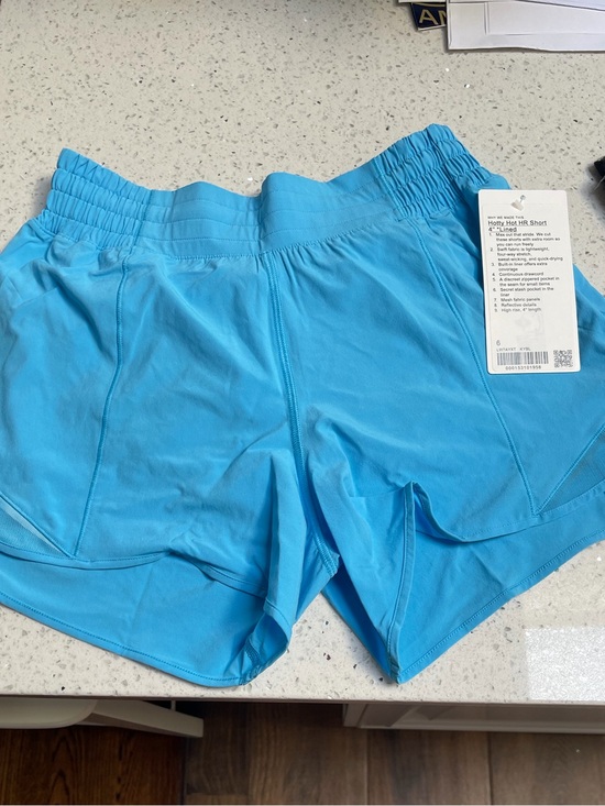 lululemon athletica Pants - LULULEMON Hotty Hot High-Rise Running Short 4” size 6